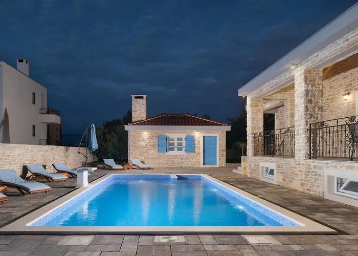 Zizi With Heated Pool 42 M2 Near Sea