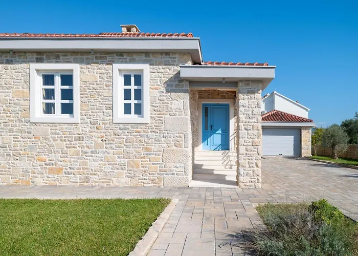 Zizi With Heated Pool 42 M2 Near Sea فيلة