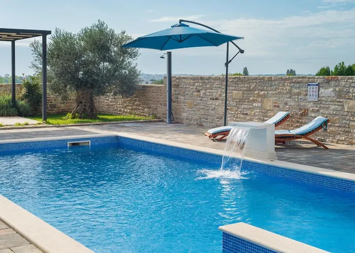 Zizi With Heated Pool 42 M2 Near Sea * فرسي