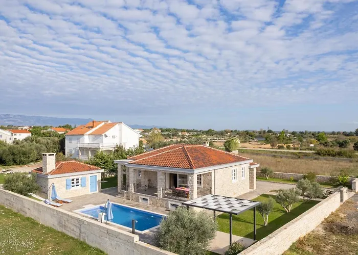 Zizi With Heated Pool 42 M2 Near Sea *