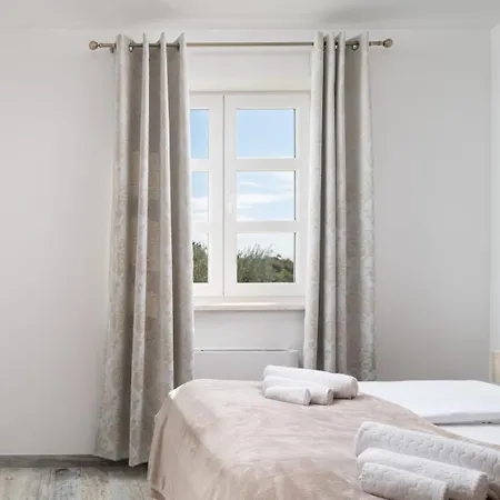 Zizi With Heated Pool 42 M2 Near Sea *